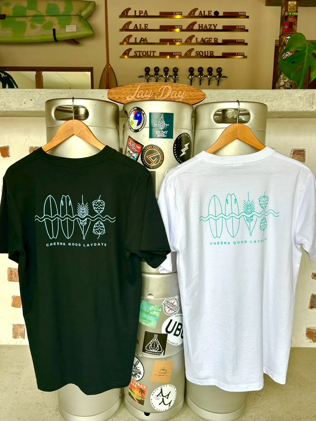 LAYDAY Tシャツ（黒・白）